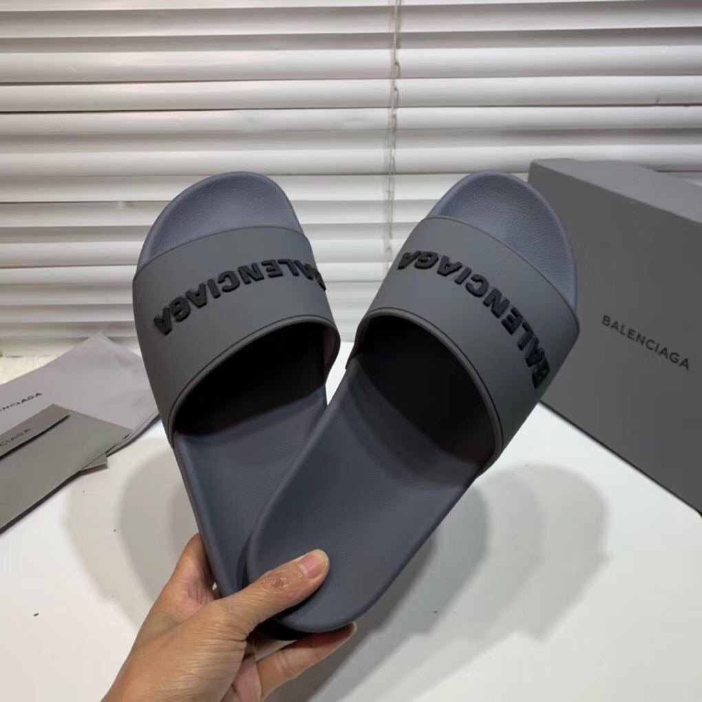 Dép Balenciaga nam siêu cấp màu xám chữ đen DBL04