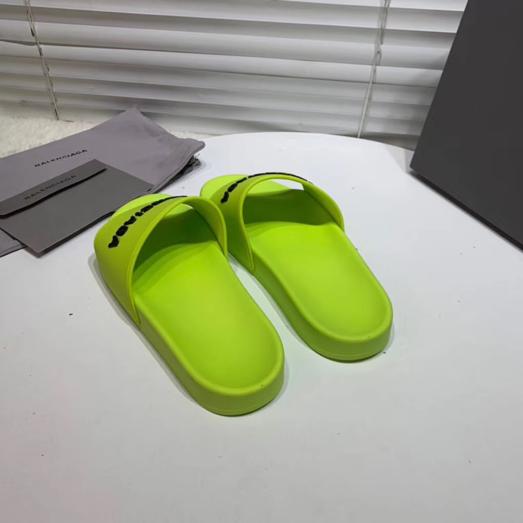 Dép Balenciaga nam siêu cấp màu xanh nõn chuối chữ đen DBL06