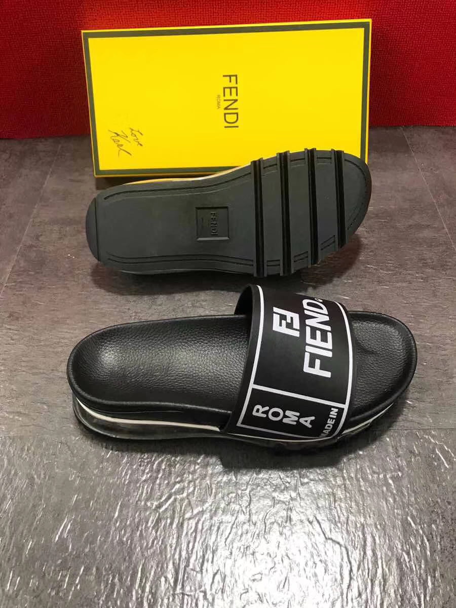 Dép Fendi nam siêu cấp đen chữ trắng DFD01