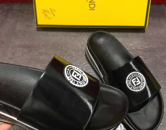 Dép Fendi nam siêu cấp đen logo trắng DFD03