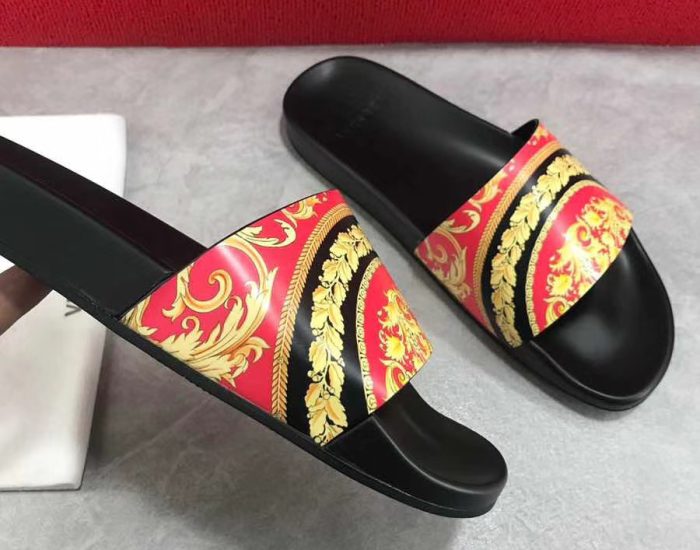 Dép Versace nam siêu cấp đế đen quai hoạ tiết đỏ vàng DVS04