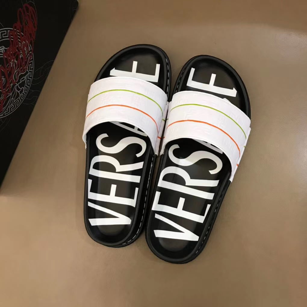 Dép Versace nam siêu cấp đế đen quai trắng hoạ tiết nổi DVS09