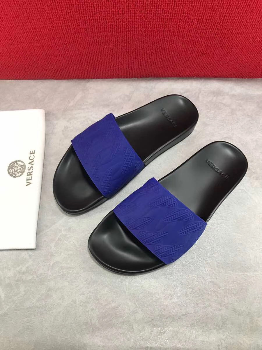 Dép Versace nam siêu cấp đế đen quai xanh hoạ tiết dập nổi DVS08