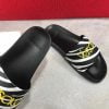 Dép Versace nam siêu cấp đen hoạ tiết logo vàng DVS02