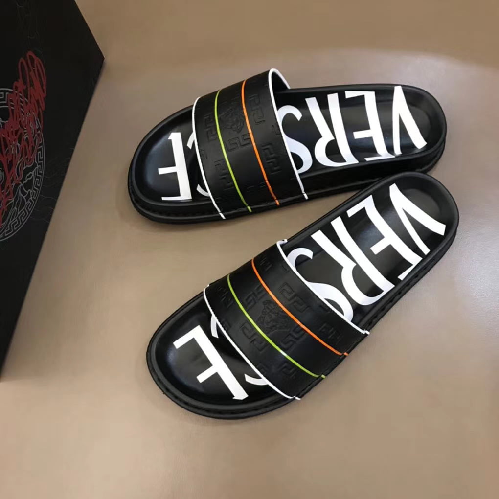 Dép Versace nam siêu cấp màu đen hoạ tiết nổi DVS12