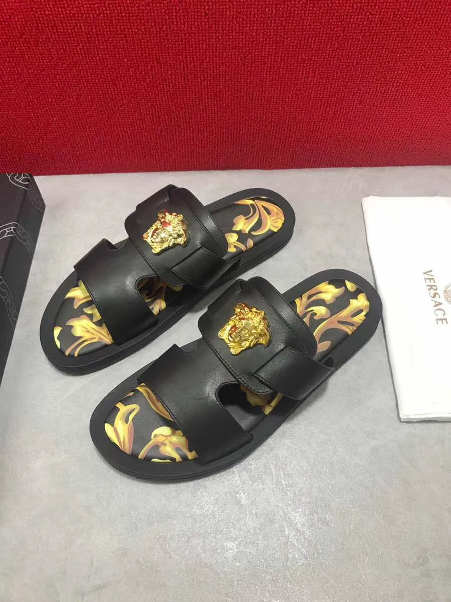 Dép Versace nam siêu cấp quai ngang hoạ tiết đen vàng DVS15