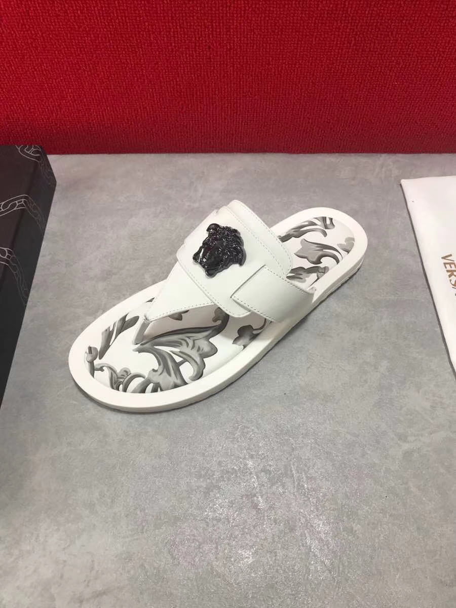 Dép Versace nam siêu cấp xỏ ngón hoạ tiết đen trắng DVS14