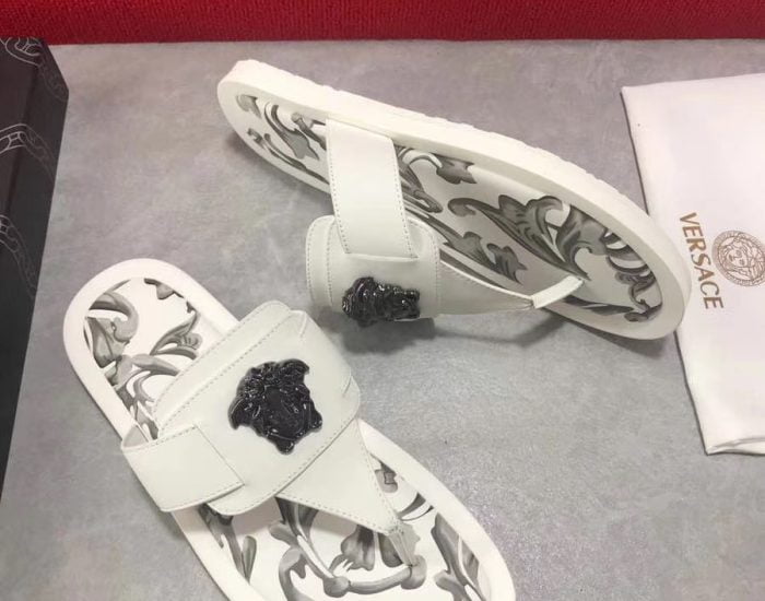 Dép Versace nam siêu cấp xỏ ngón hoạ tiết đen trắng DVS14