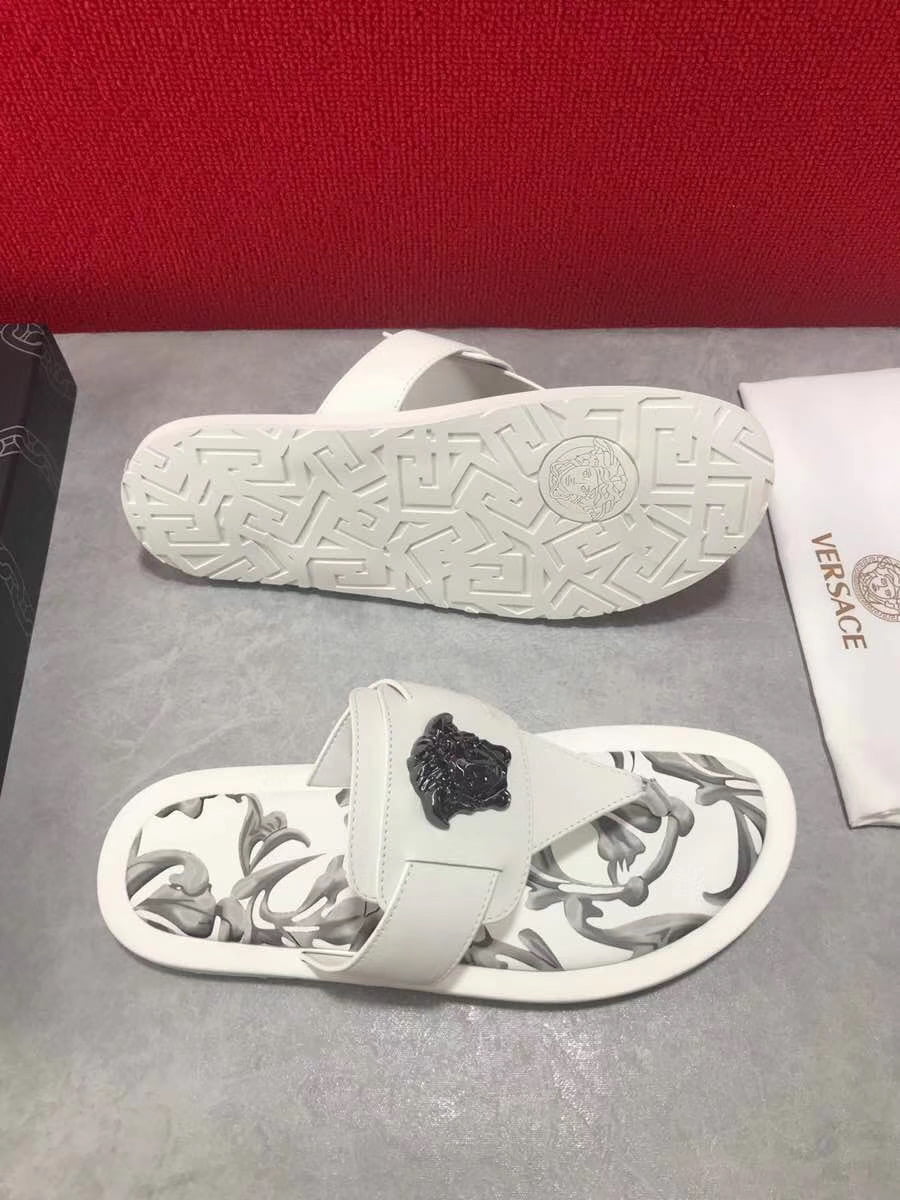 Dép Versace nam siêu cấp xỏ ngón hoạ tiết đen trắng DVS14