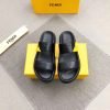 Dép Fendi nam siêu cấp đen hoạ tiết mắt cáo vàng DFD06