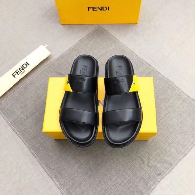 Dép Fendi nam siêu cấp đen hoạ tiết mắt cáo vàng DFD06