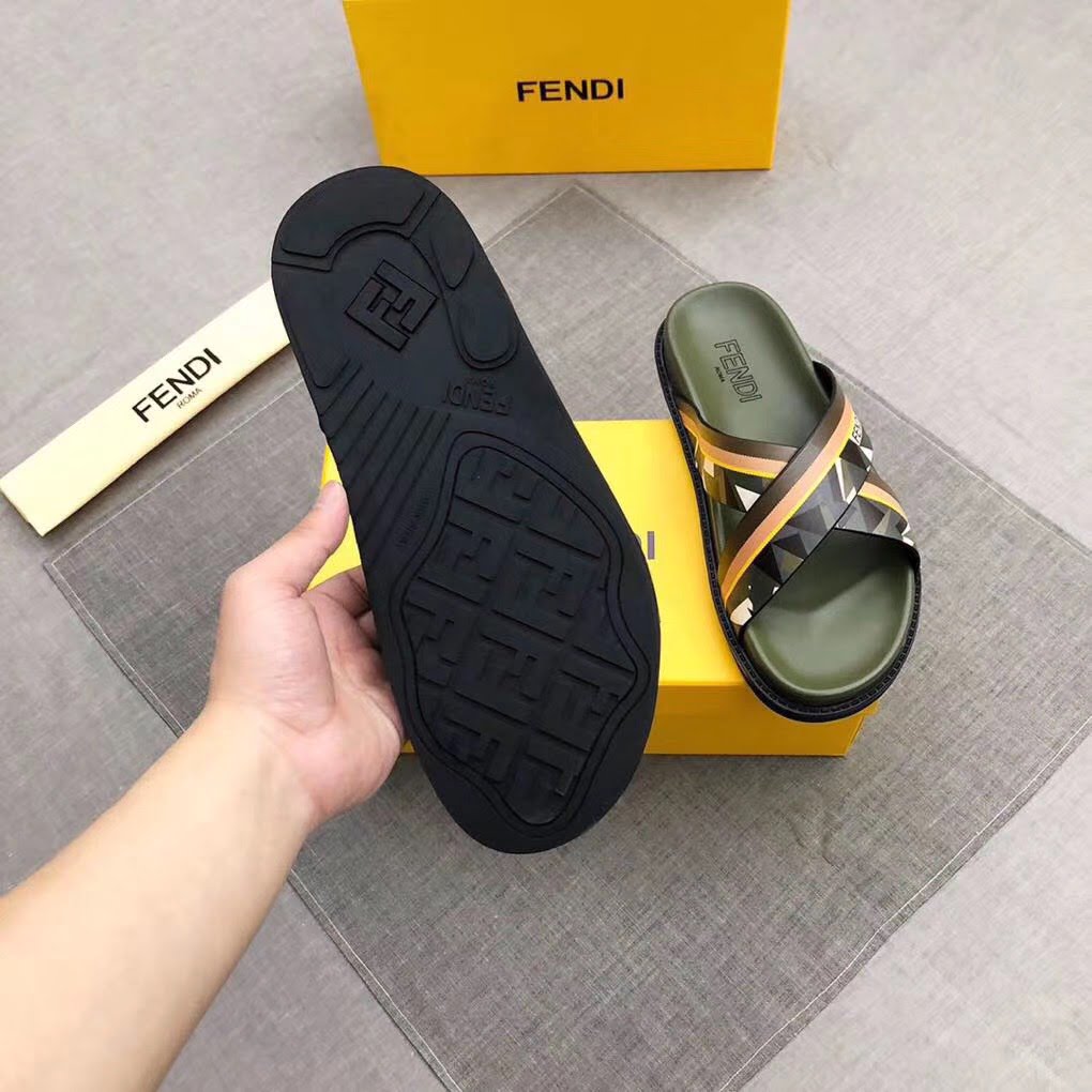 Dép Fendi nam like auth quai chéo xanh hoạ tiết mắt cáo trắng DFD09