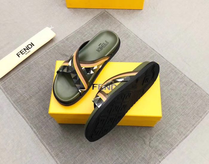 Dép Fendi nam like auth quai chéo xanh hoạ tiết mắt cáo trắng DFD09