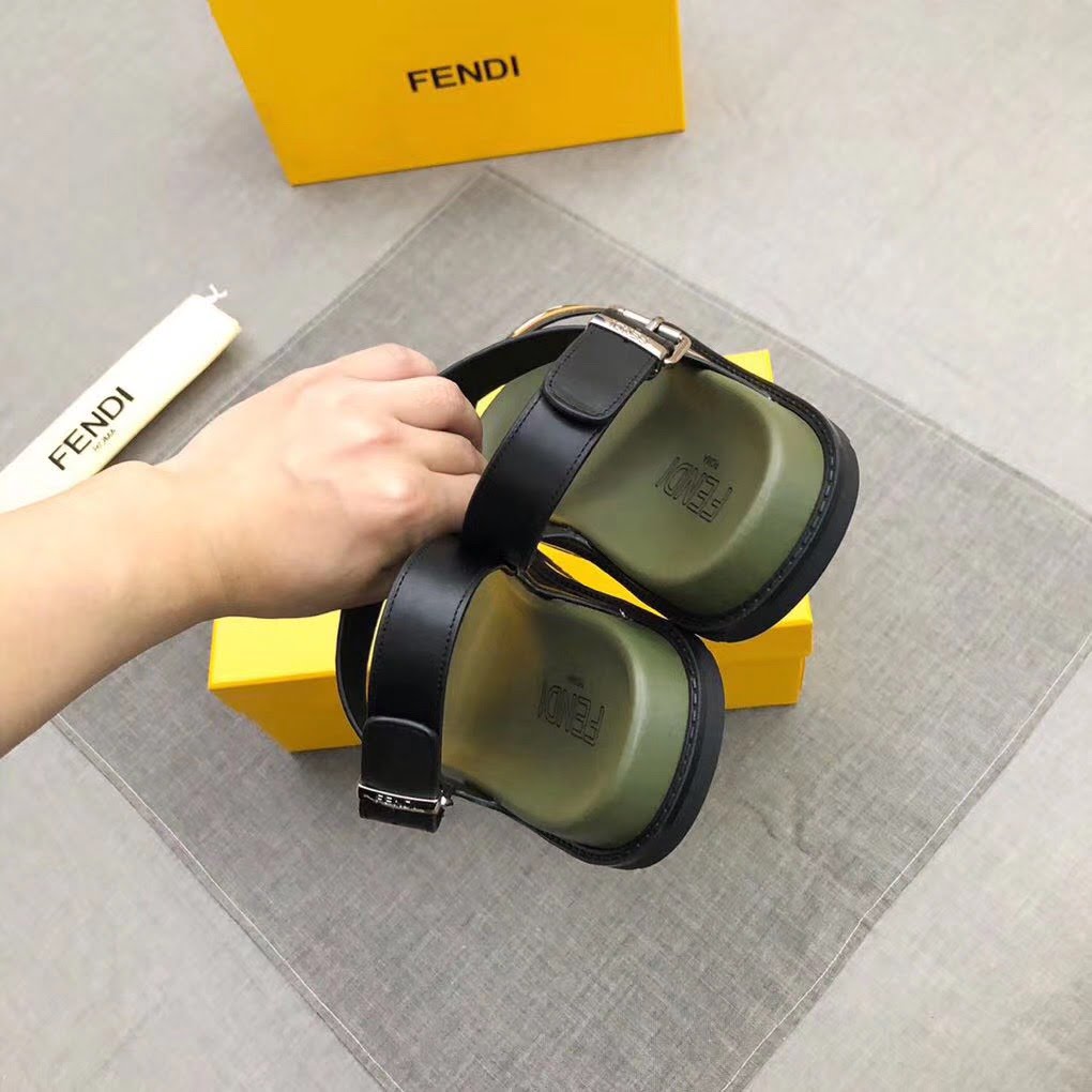 Dép Fendi nam like auth quai hậu xanh hoạ tiết mắt cáo trắng DFD10