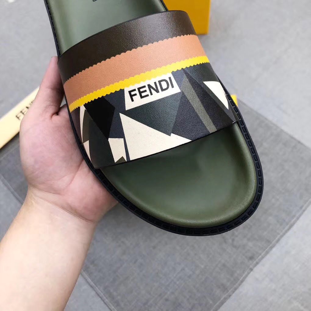 Dép Fendi nam siêu cấp quai ngang xanh hoạ tiết mắt cáo trắng DFD08