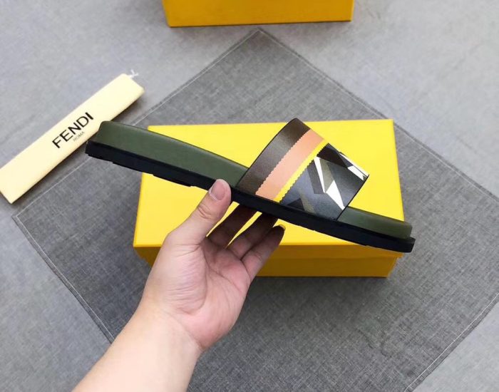 Dép Fendi nam siêu cấp quai ngang xanh hoạ tiết mắt cáo trắng DFD08