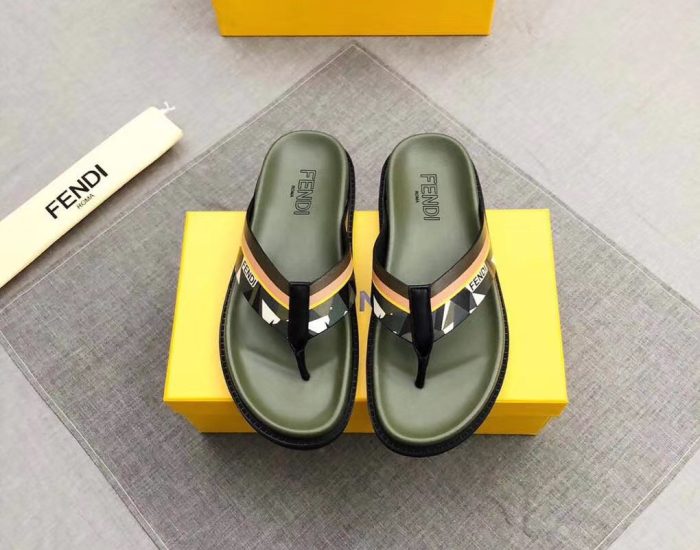 Dép Fendi nam siêu cấp xỏ ngón xanh hoạ tiết mắt cáo trắng DFD07