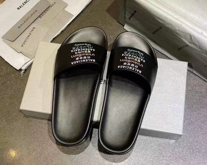 Dép Balenciaga nam siêu cấp họa tiết chữ màu đen DBL10