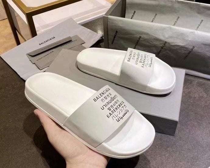 Dép Balenciaga nam siêu cấp họa tiết chữ màu trắng DBL08