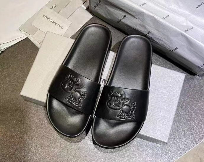 Dép Balenciaga nam siêu cấp họa tiết động vật màu đen DBL14