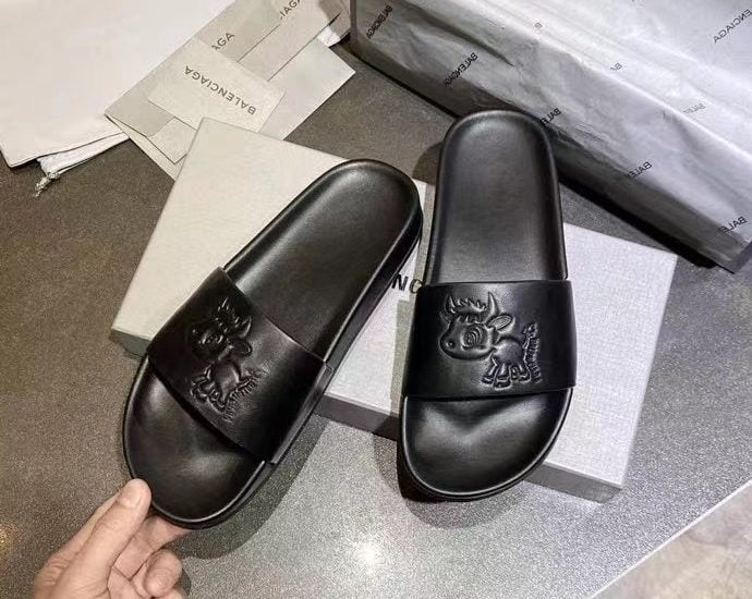 Dép Balenciaga nam siêu cấp họa tiết động vật màu đen DBL14