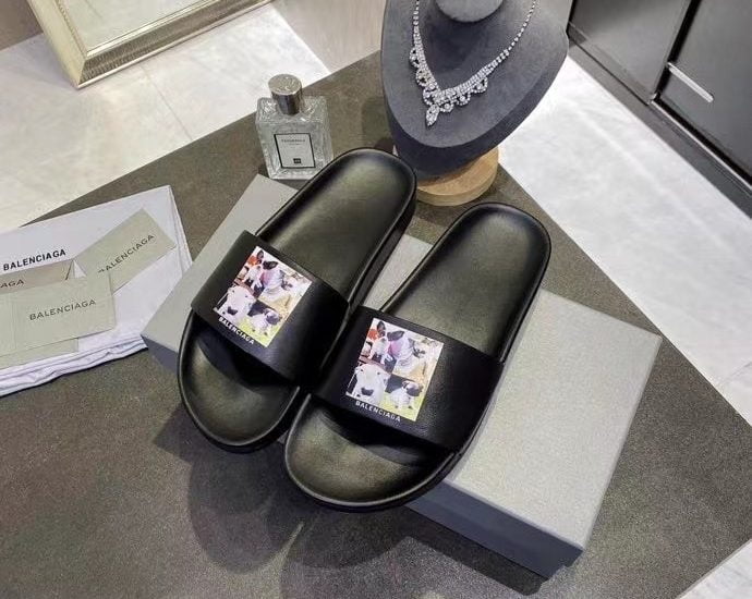 Dép Balenciaga nam siêu cấp màu đen họa tiết thú cưng DBL13