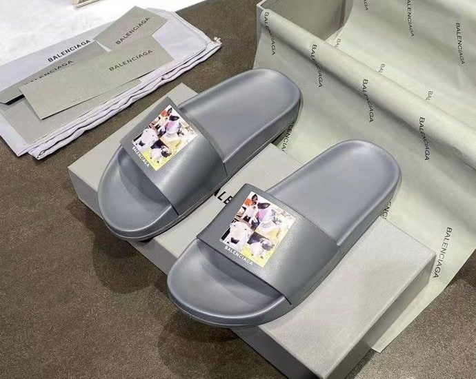 Dép Balenciaga nam siêu cấp màu xám họa tiết thú cưng DBL12