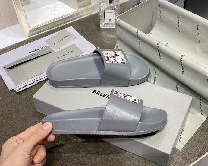 Dép Balenciaga nam siêu cấp màu xám họa tiết thú cưng DBL12