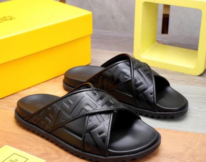 Dép Fendi nam siêu cấp quai chéo họa tiết logo dập chìm DFD20