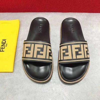 Dép Fendi nam siêu cấp quai ngang họa tiết logo đế viền vàng DFD19
