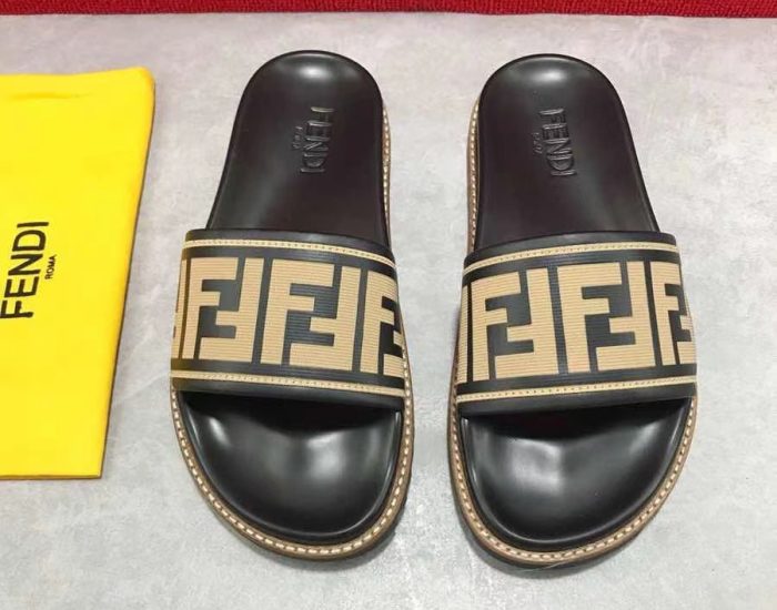 Dép Fendi nam siêu cấp quai ngang họa tiết logo đế viền vàng DFD19