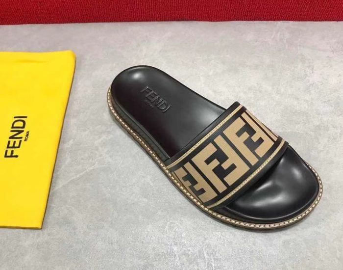 Dép Fendi nam siêu cấp quai ngang họa tiết logo đế viền vàng DFD19