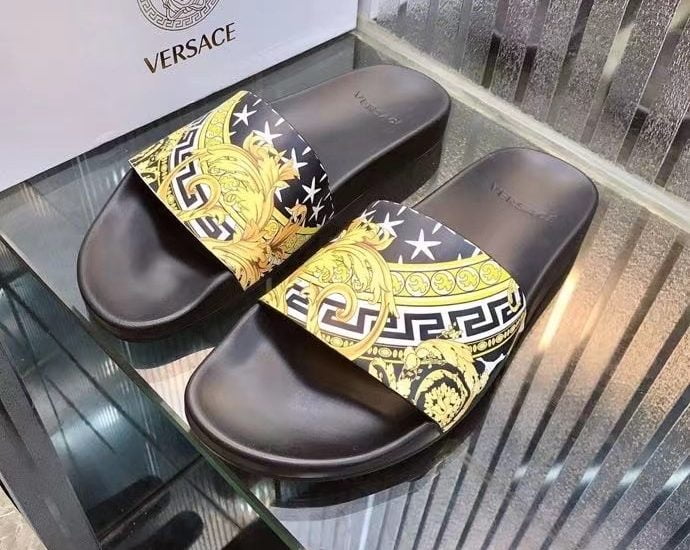 Dép nam Versace siêu cấp quai ngang hoạ tiết vàng đen DVS24