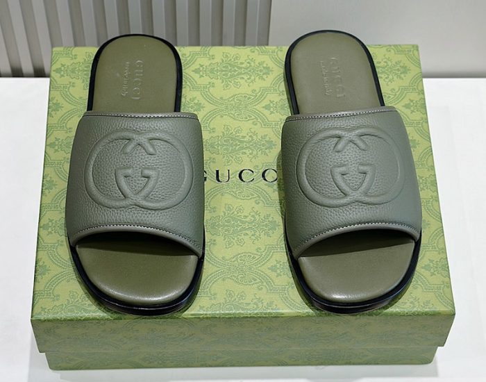 Dép Gucci nam quai ngang màu rêu quai logo chữ