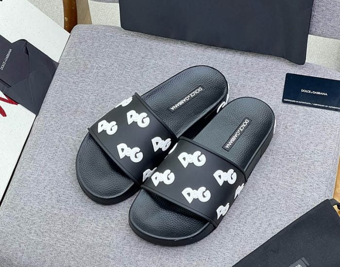 Dép nam Dolce Gabbana họa tiết logo chữ trắng