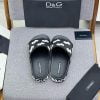 Dép nam Dolce Gabbana họa tiết logo chữ trắng