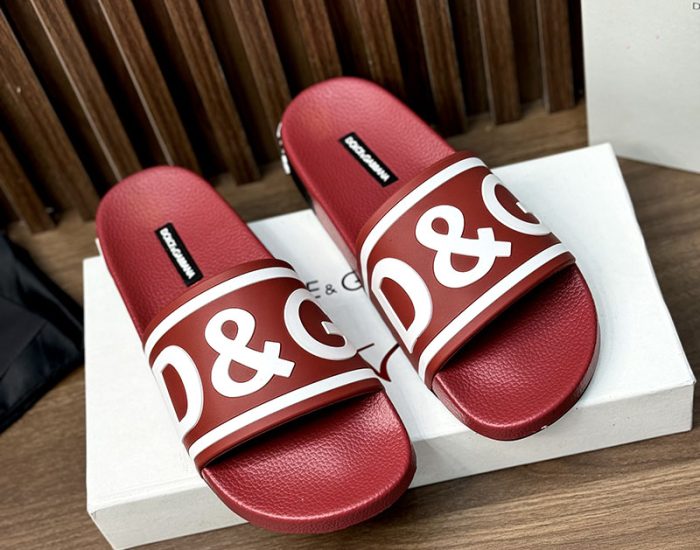 Dép nam Dolce Gabbana chữ logo trắng