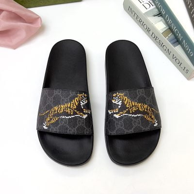 Dép nam Gucci họa tiết hổ