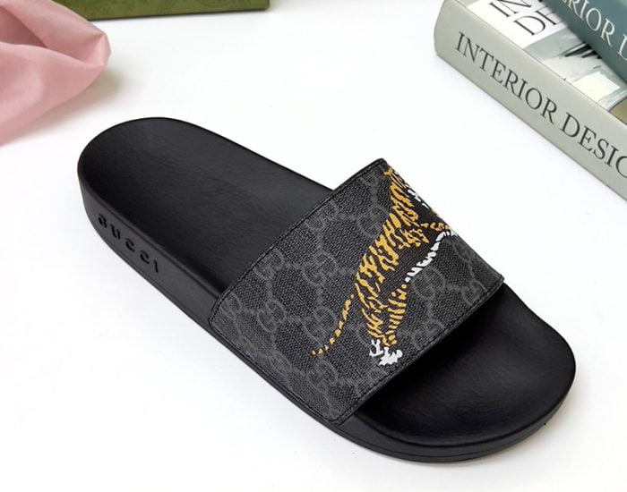 Dép nam Gucci họa tiết hổ