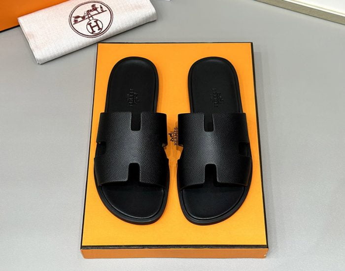 Dép nam Hermes Full đen da taiga Siêu Cấp