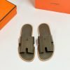 Dép nam Hermes màu rêu phối tag vải Like Auth