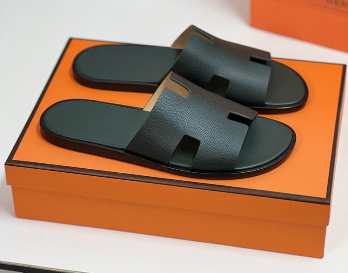 Dép nam Hermes màu xanh rêu da taiga Like Auth