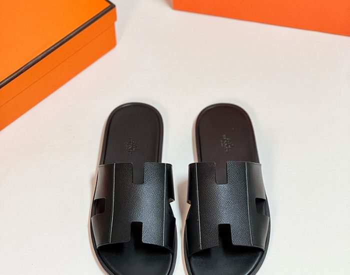 Dép nam Hermes quai đen phối da taiga Like Auth