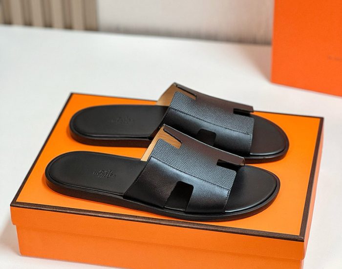 Dép nam Hermes quai đen phối da taiga Like Auth