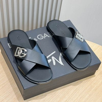 Dép quai chéo Dolce Gabbana siêu cấp họa tiết logo DG bạc
