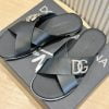Dép quai chéo Dolce Gabbana siêu cấp họa tiết logo DG bạc