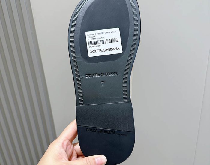 Dép quai chéo Dolce Gabbana vân cá sấu màu nâu Like Auth