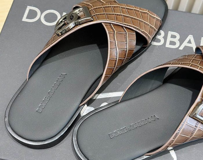 Dép quai chéo Dolce Gabbana vân cá sấu màu nâu Like Auth