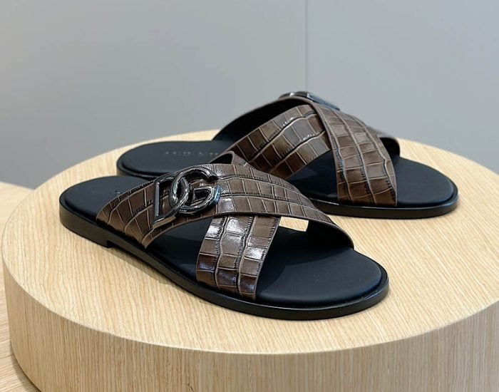 Dép quai chéo Dolce Gabbana vân cá sấu màu nâu Like Auth