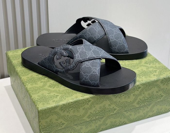 Dép quai ngang Gucci Interlocking Double G Sandals
